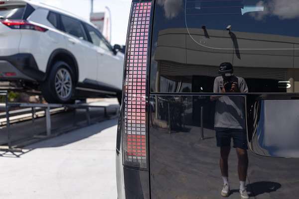 2022 Hyundai STARIA Highlander US4.V1