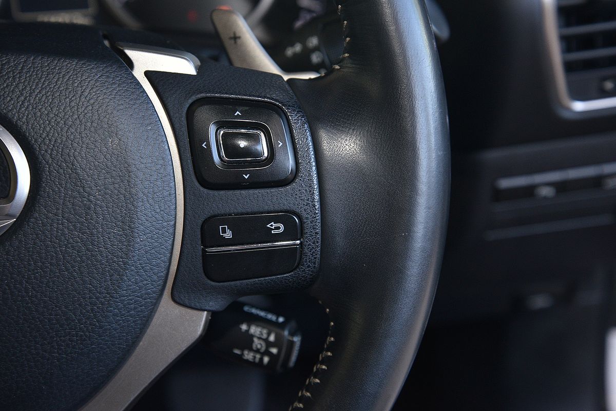 2014 Lexus NX NX300h Luxury AYZ10R