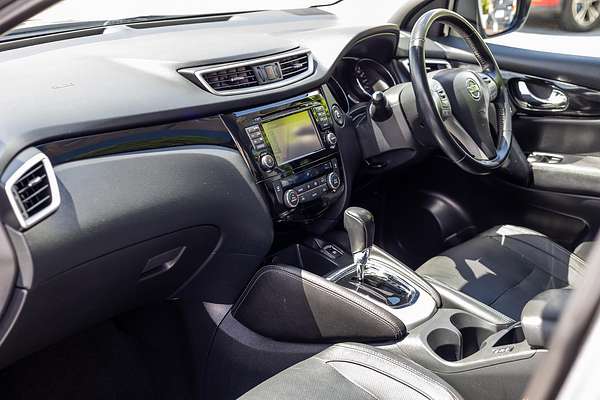 2015 Nissan QASHQAI Ti J11