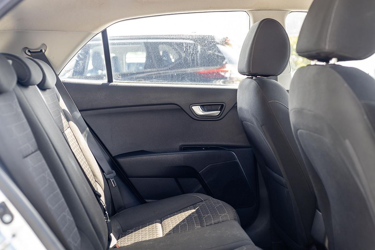 2019 Kia Rio S YB