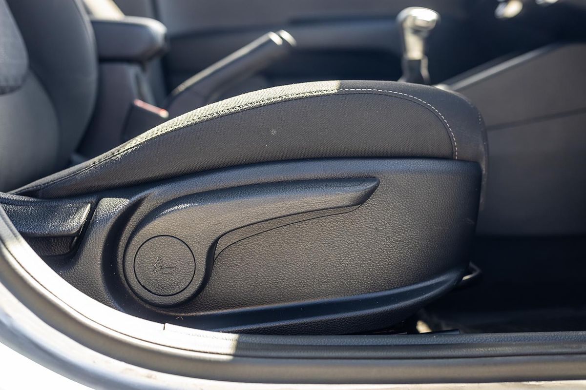 2019 Kia Rio S YB