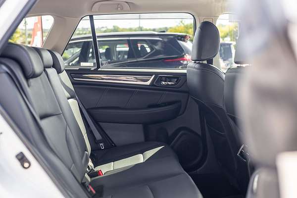 2017 Subaru Outback 2.5i Premium 5GEN