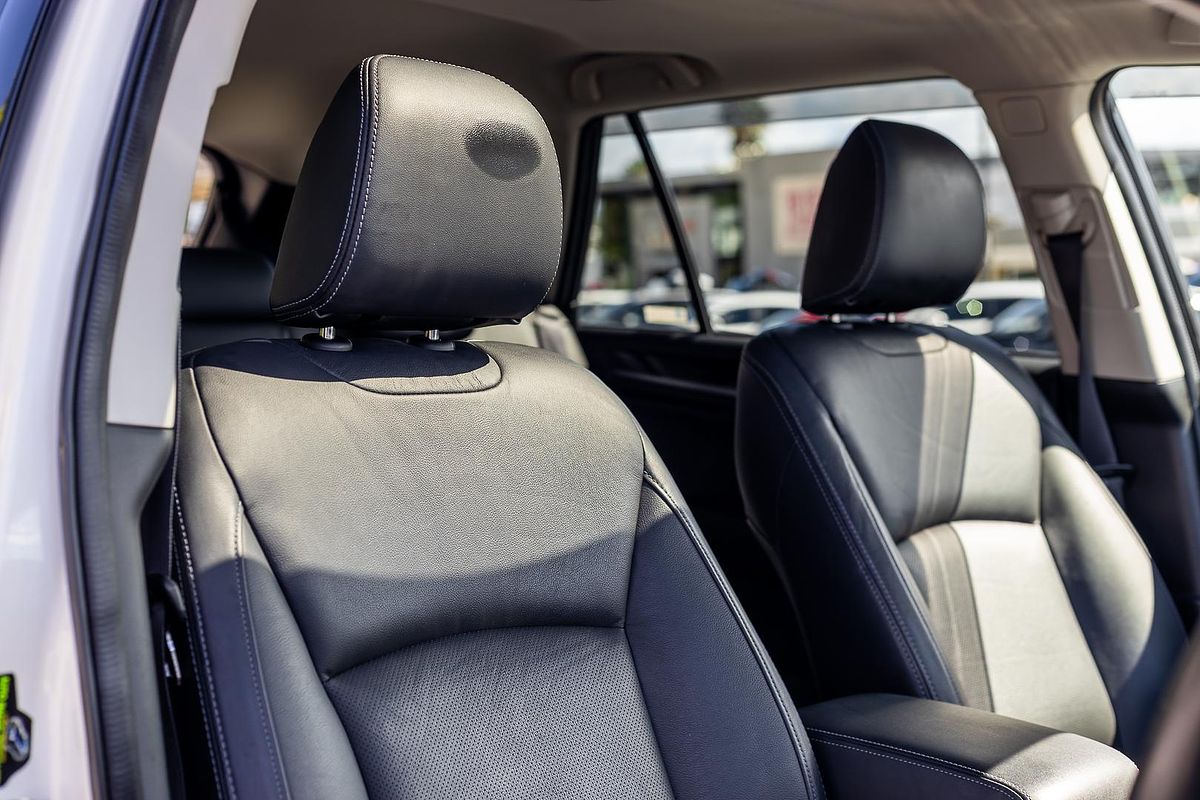 2017 Subaru Outback 2.5i Premium 5GEN
