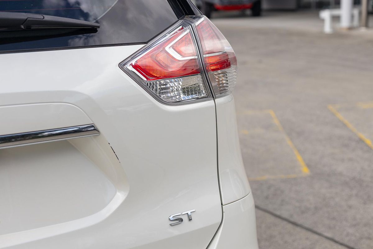 2015 Nissan X-TRAIL ST T32