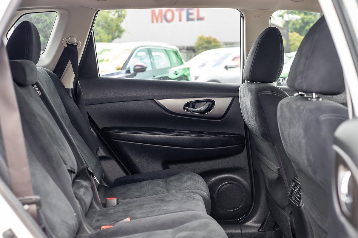 2015 Nissan X-TRAIL ST T32