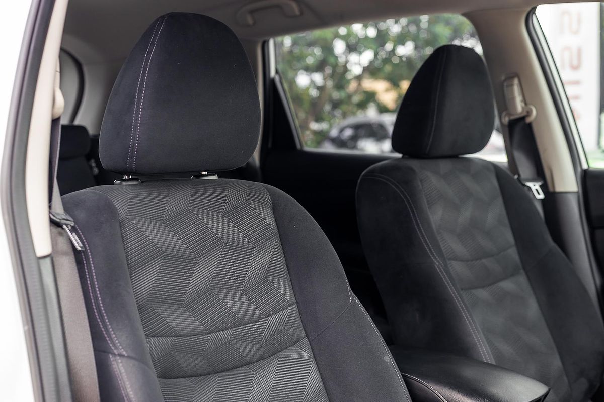 2015 Nissan X-TRAIL ST T32
