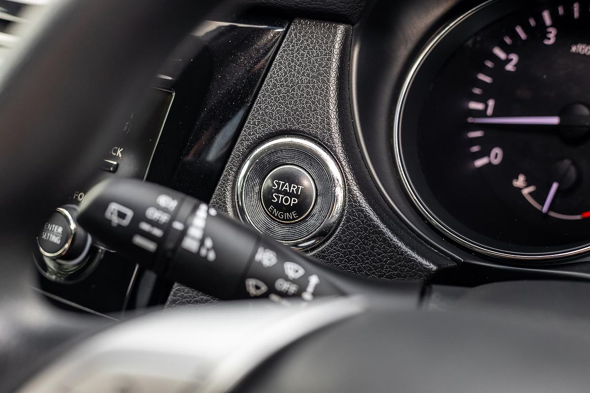 2015 Nissan X-TRAIL ST T32