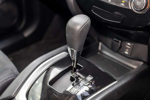 2015 Nissan X-TRAIL ST T32