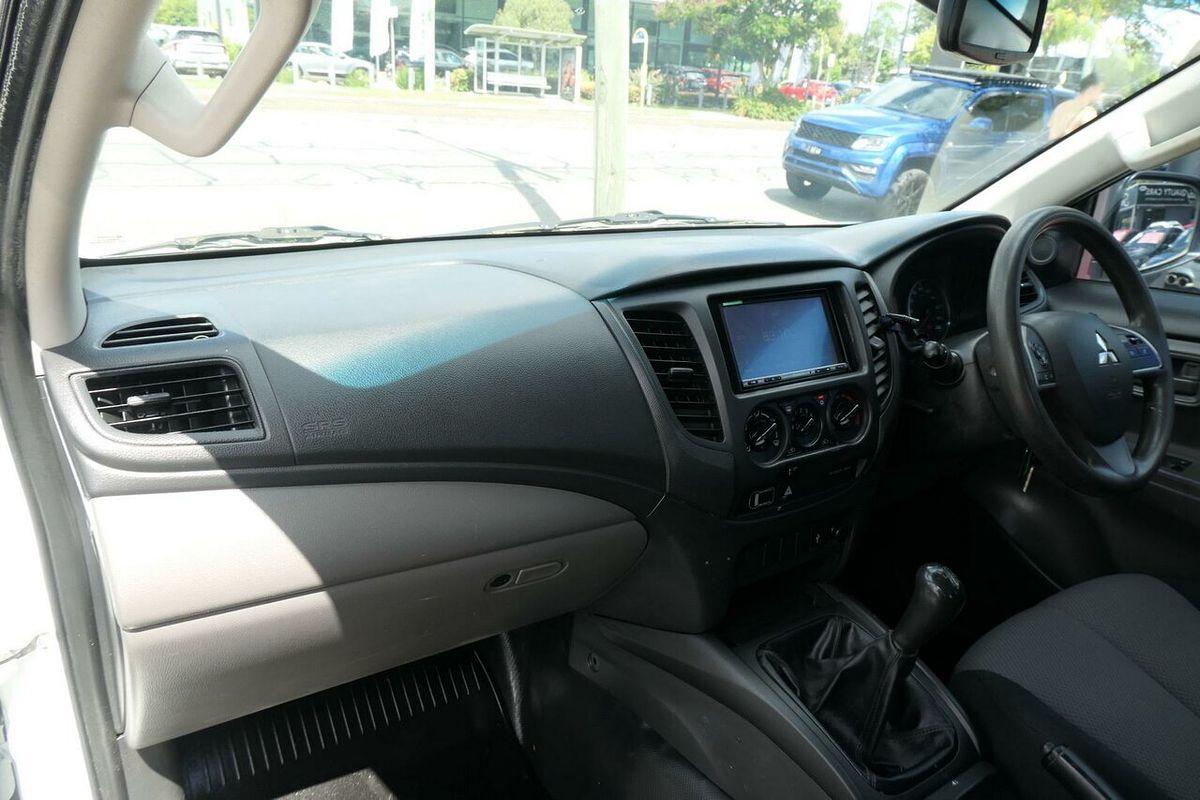 2017 Mitsubishi Triton GLX MQ 4X4