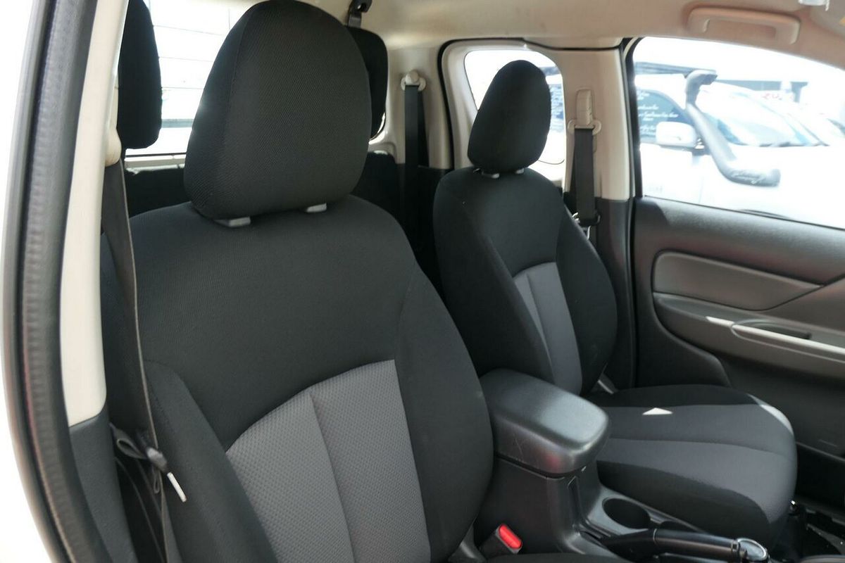 2017 Mitsubishi Triton GLX MQ 4X4