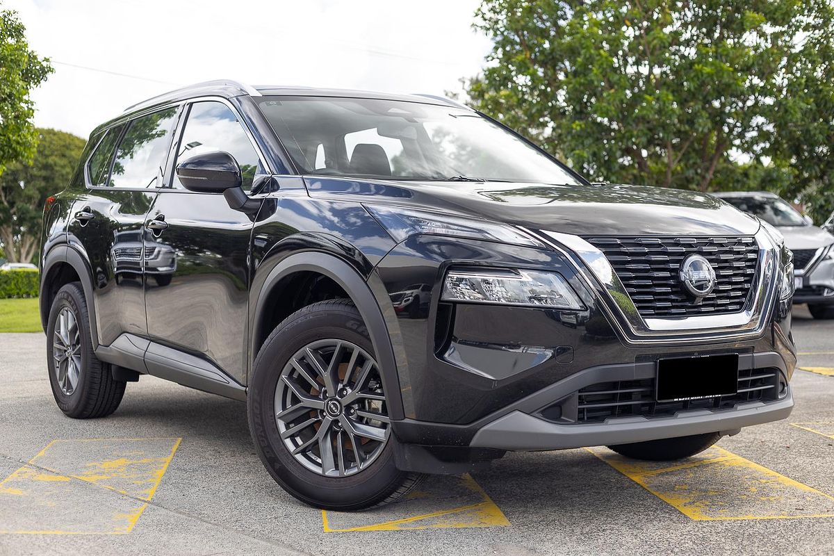 2024 Nissan X-TRAIL ST T33