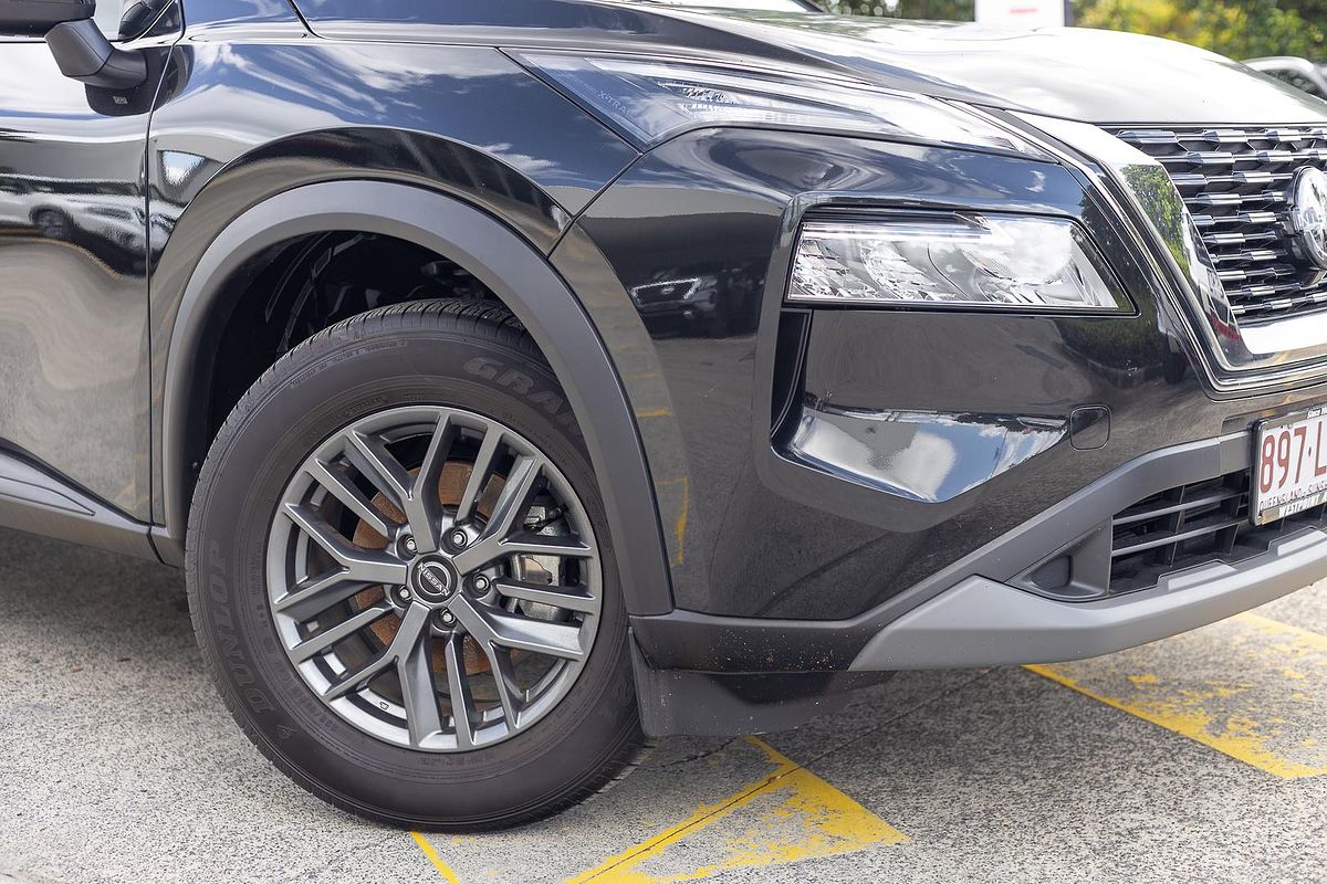 2024 Nissan X-TRAIL ST T33