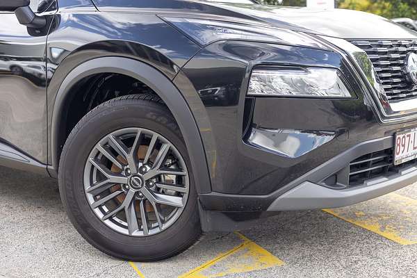 2024 Nissan X-TRAIL ST T33