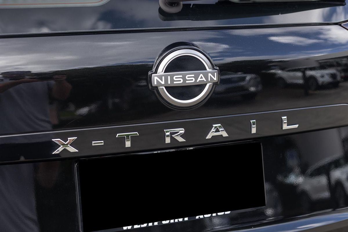 2024 Nissan X-TRAIL ST T33