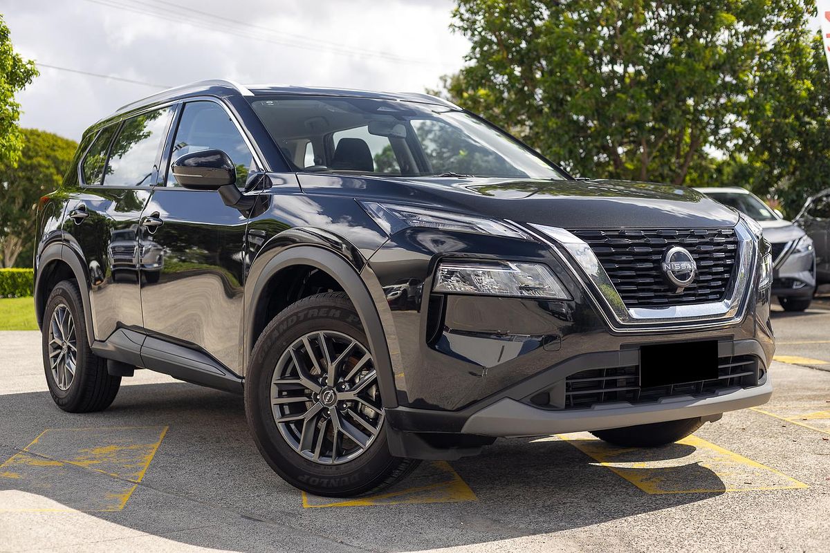 2024 Nissan X-TRAIL ST T33