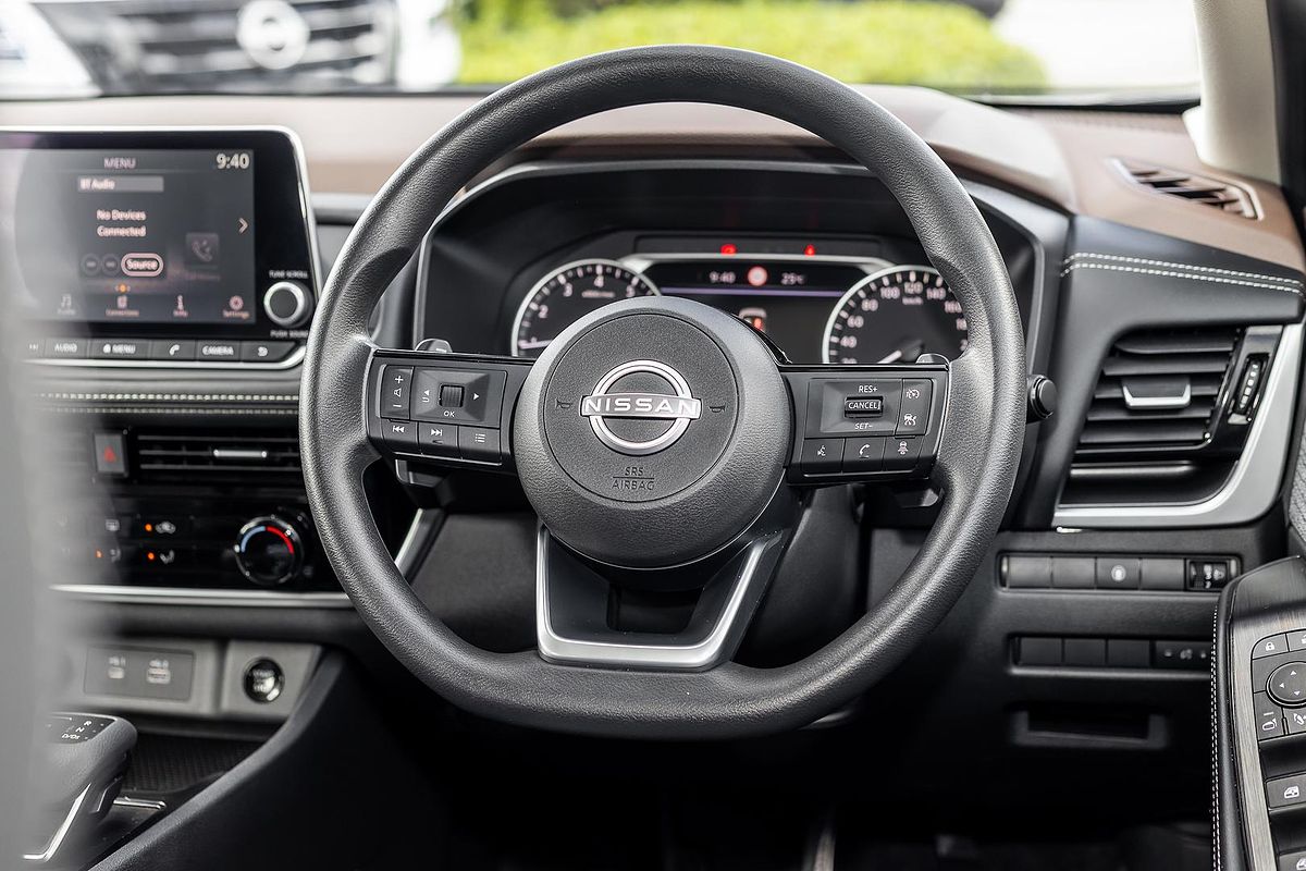 2024 Nissan X-TRAIL ST T33