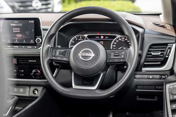 2024 Nissan X-TRAIL ST T33