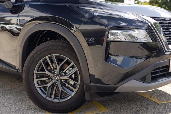 2024 Nissan X-TRAIL ST T33
