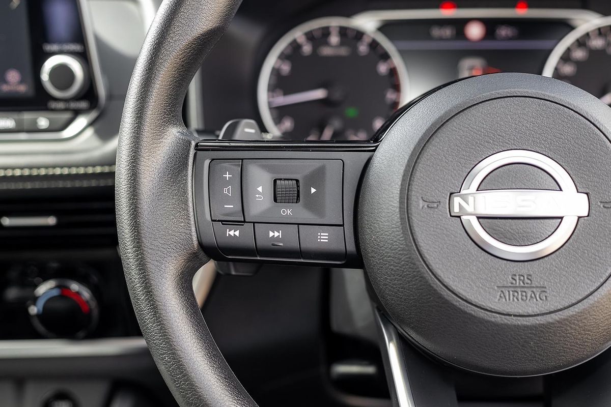 2024 Nissan X-TRAIL ST T33