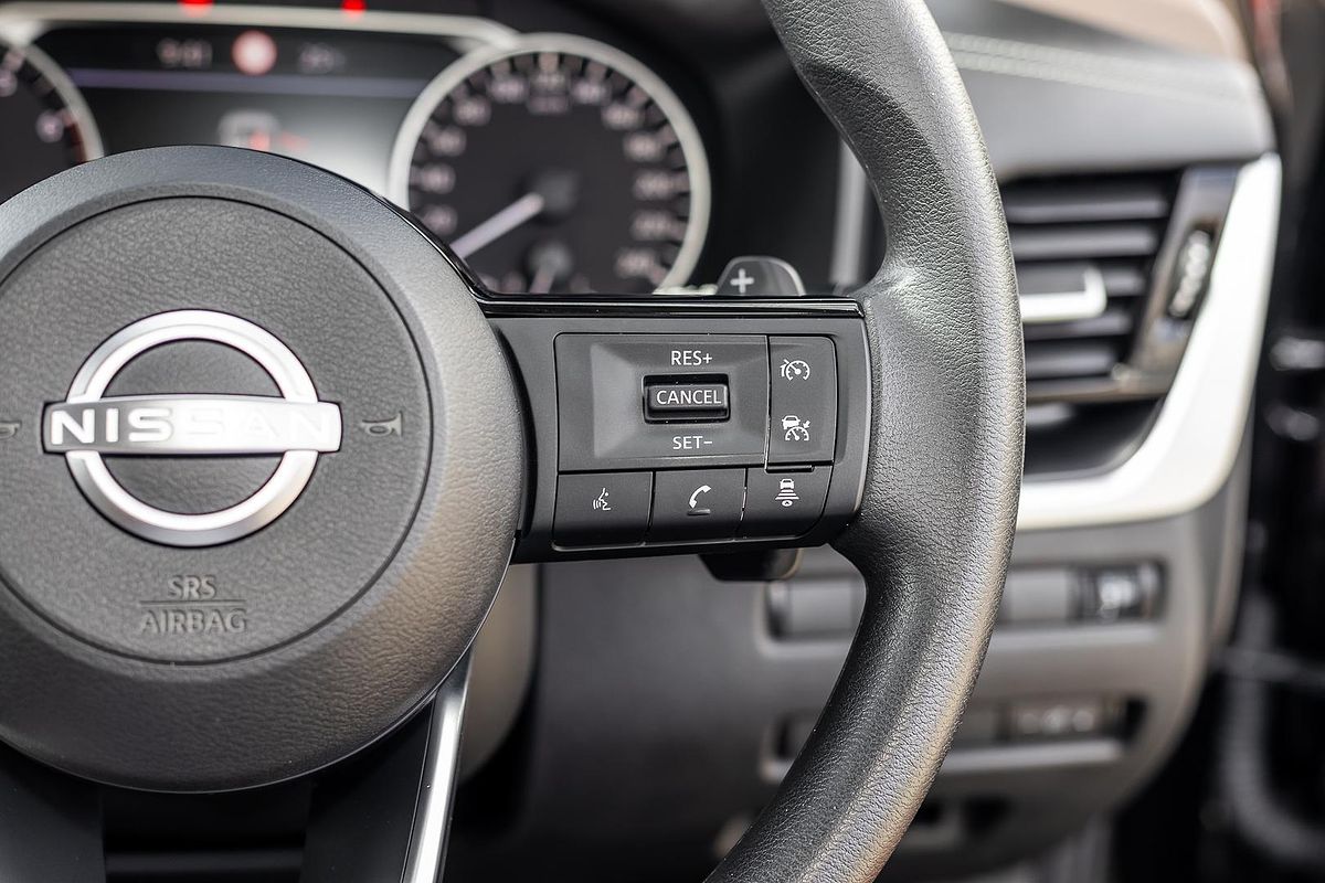 2024 Nissan X-TRAIL ST T33