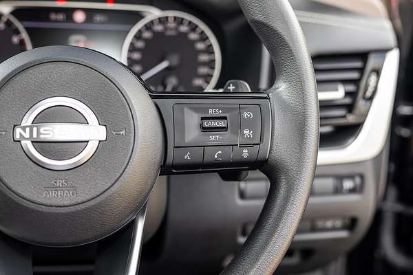 2024 Nissan X-TRAIL ST T33