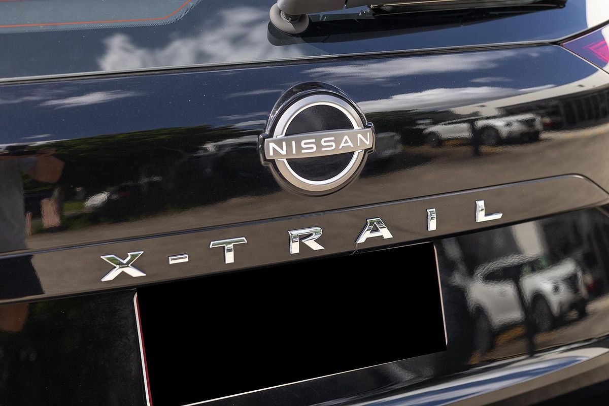 2024 Nissan X-TRAIL ST T33
