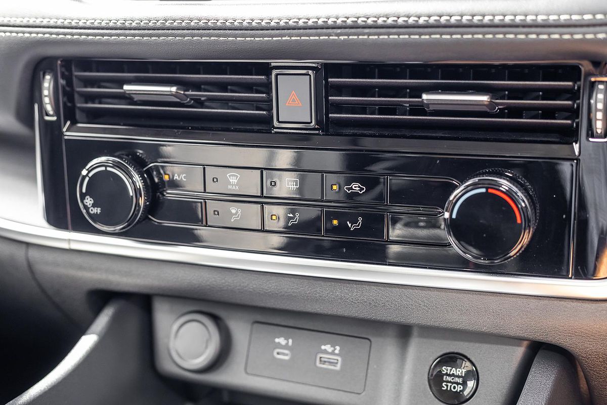 2024 Nissan X-TRAIL ST T33
