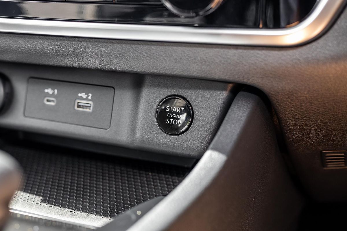 2024 Nissan X-TRAIL ST T33