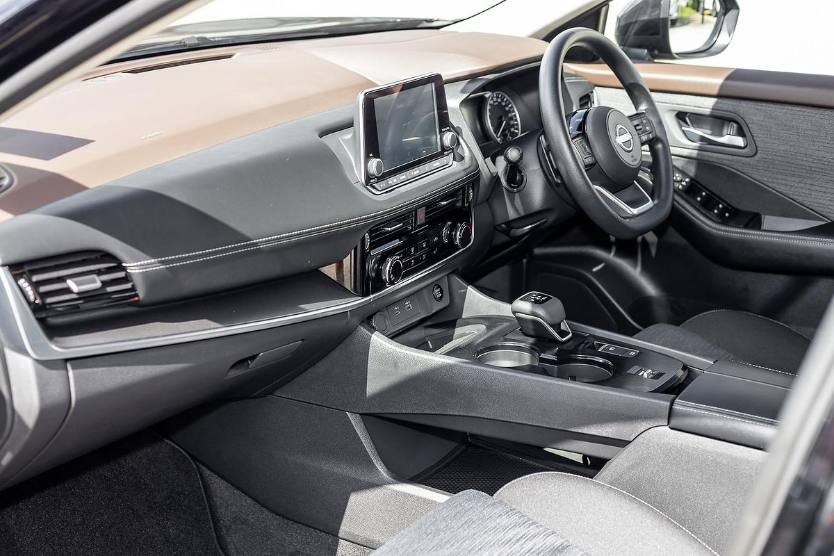 2024 Nissan X-TRAIL ST T33