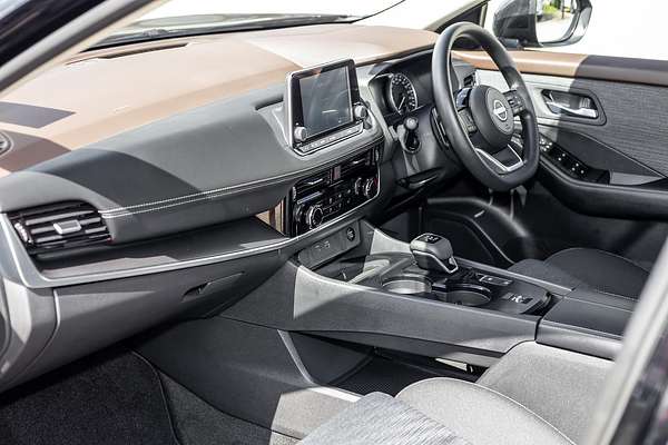 2024 Nissan X-TRAIL ST T33