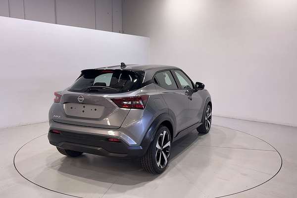 2023 Nissan JUKE ST-L F16