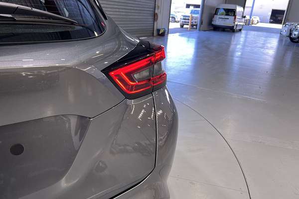 2023 Nissan JUKE ST-L F16