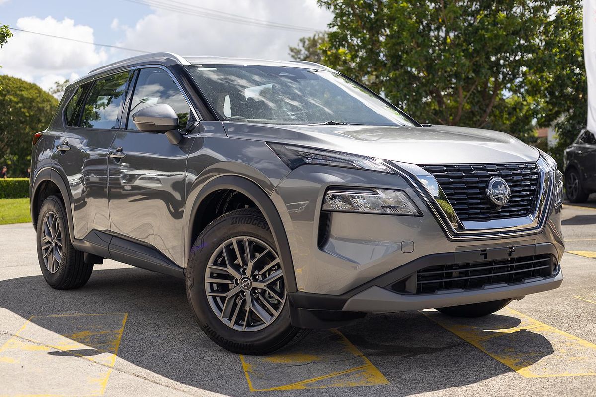2024 Nissan X-TRAIL ST T33