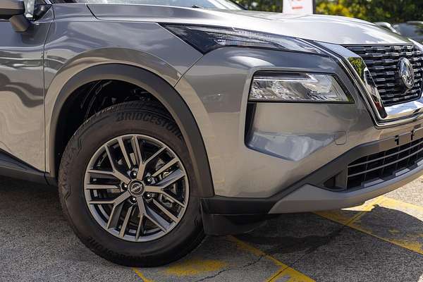 2024 Nissan X-TRAIL ST T33