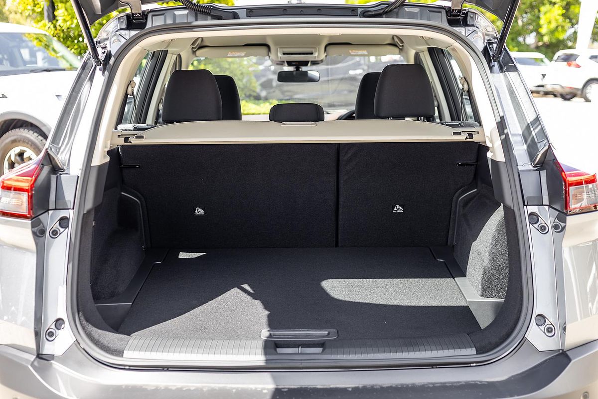 2024 Nissan X-TRAIL ST T33