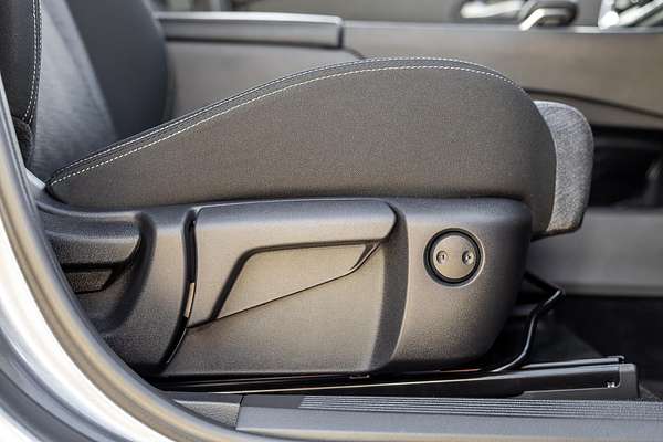 2024 Nissan X-TRAIL ST T33
