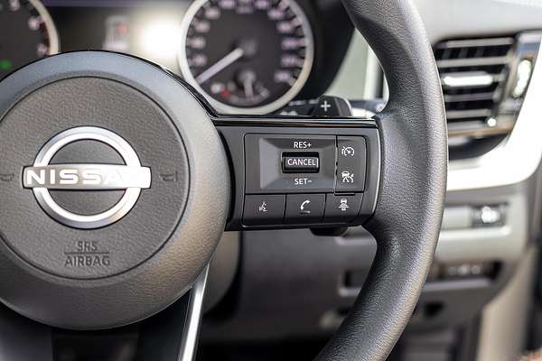 2024 Nissan X-TRAIL ST T33