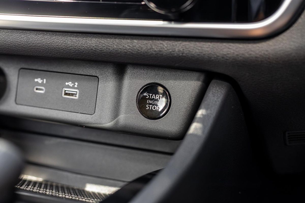 2024 Nissan X-TRAIL ST T33