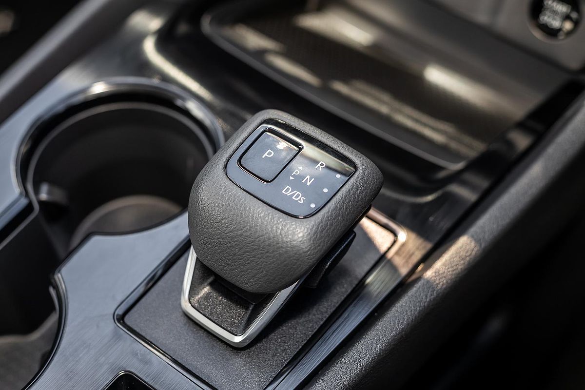 2024 Nissan X-TRAIL ST T33