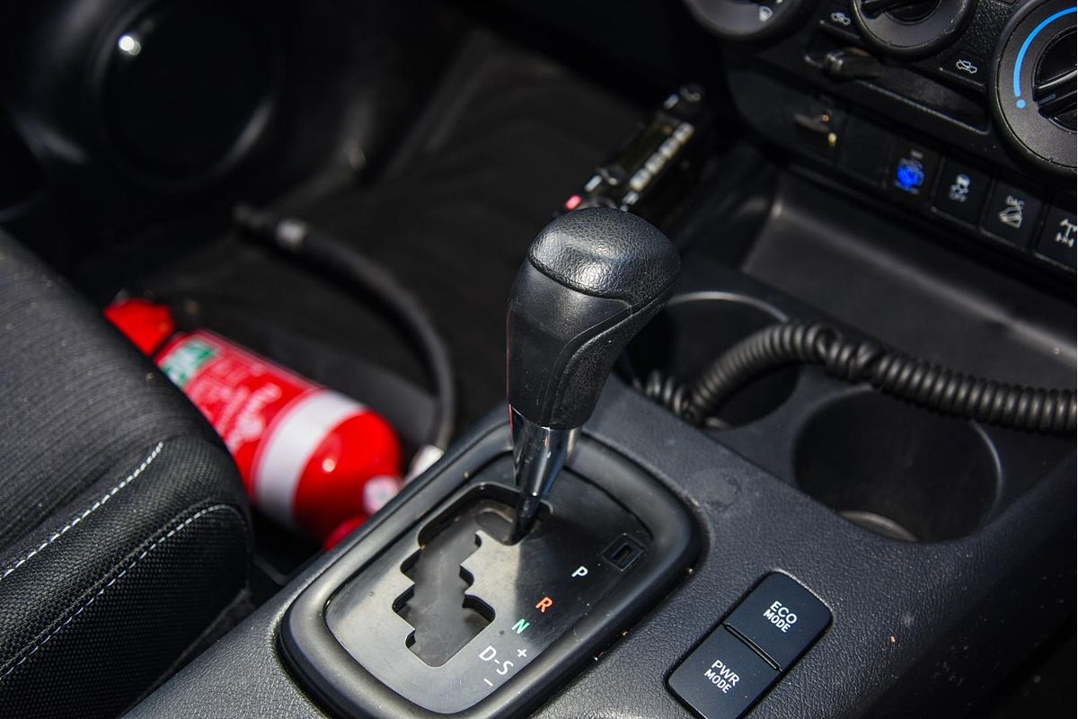 2018 Toyota Hilux SR GUN126R 4X4