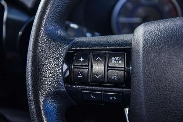 2018 Toyota Hilux SR GUN126R 4X4