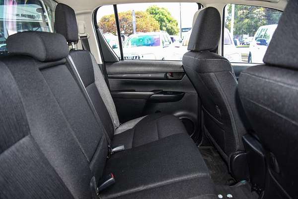 2018 Toyota Hilux SR GUN126R 4X4