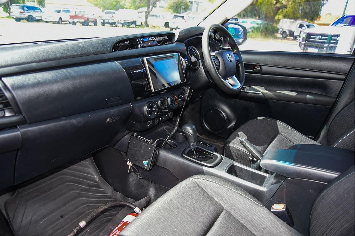 2018 Toyota Hilux SR GUN126R 4X4