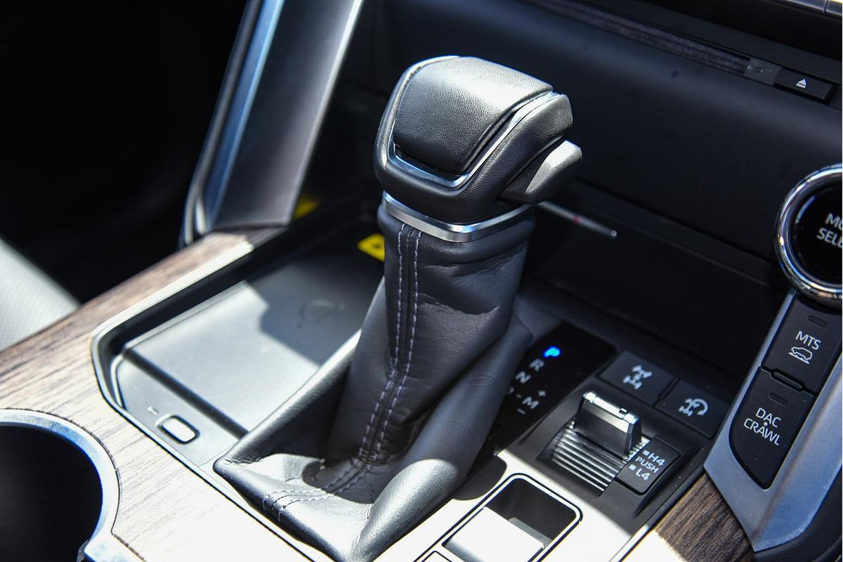 2023 Toyota Landcruiser VX FJA300R