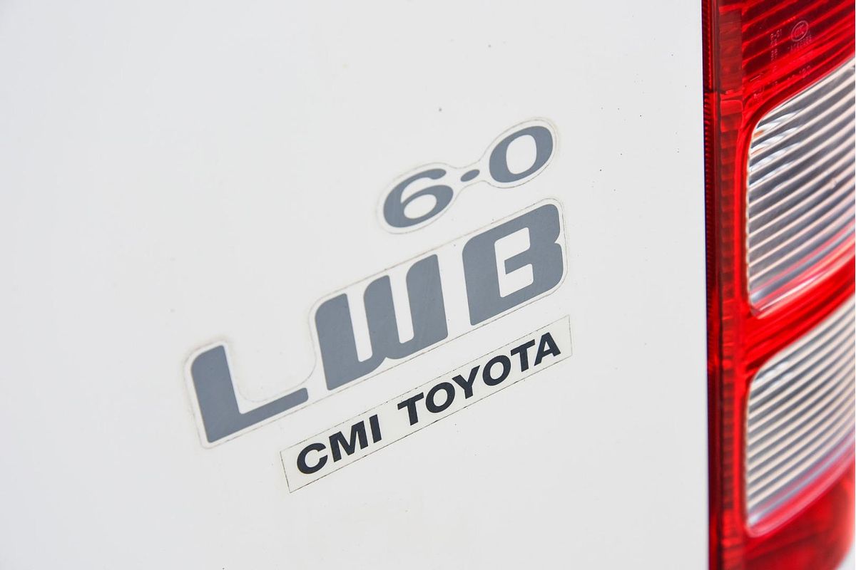 2016 Toyota Hiace KDH201R LWB