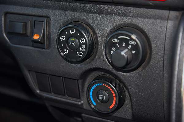 2016 Toyota Hiace KDH201R LWB