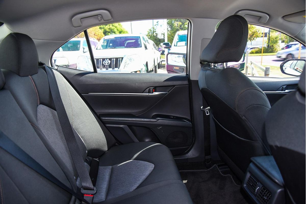 2018 Toyota Camry Ascent ASV70R