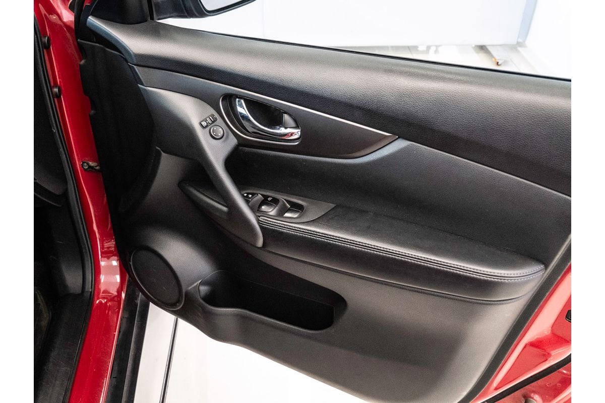2015 Nissan X-TRAIL ST-L T32