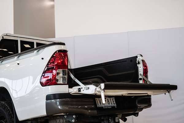 2018 Toyota Hilux SR GUN126R 4X4