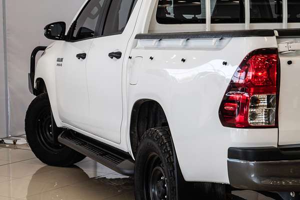 2018 Toyota Hilux SR GUN126R 4X4